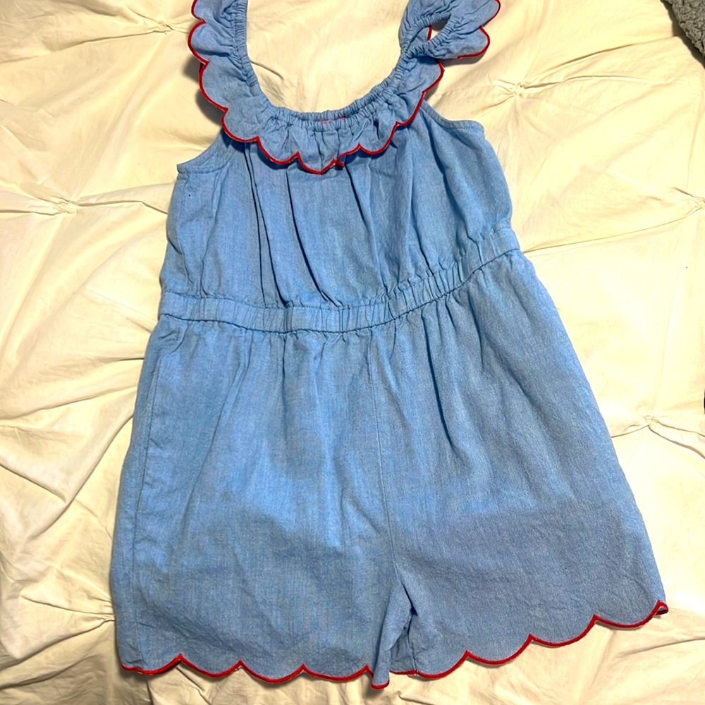 Bisby. Size 8. Romper. euc